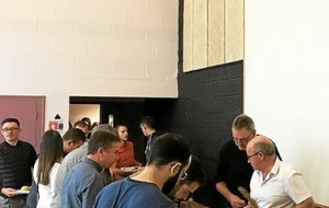 ASP foot. Près de 300 convives à la raclette