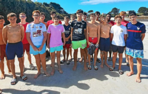 Le Télégramme : Les joueurs U17 de l’AS Plouvien se sont retrouvés pour une journée de cohésion entre foot et plage