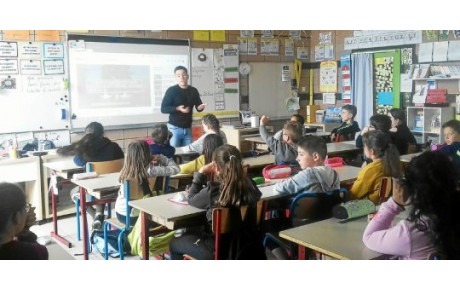 Stephen à l'école des Moulins 