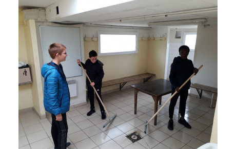 Nettoyage des vestiaires :les U13 montrent l'exemple